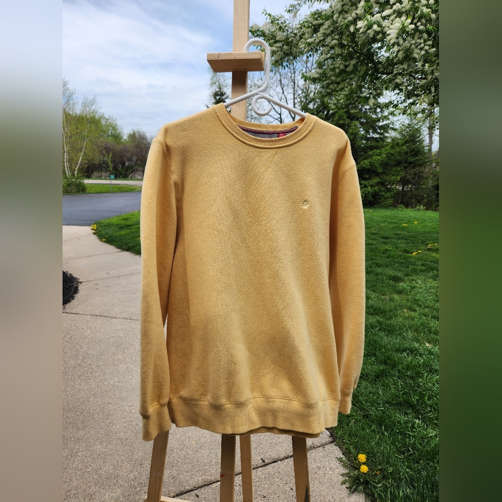 IZOD mustard yellow crewneck size M